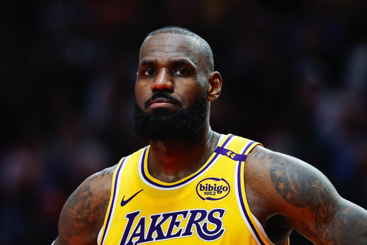 🤔丹尼·格林：我心目中的GOAT是乔丹，但詹姆斯的生涯堪称史上最伟大