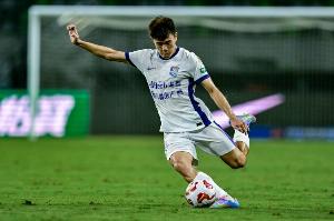 记者：孙铭谦在代表中国香港比赛时受伤，将缺席津门虎vs蓉城比赛