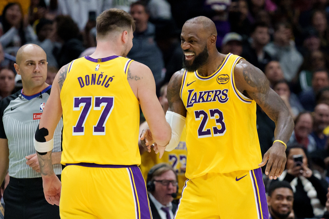 开云APP下载-东契奇致敬偶像：能够成为詹姆斯职业生涯的一部分！太不可思议！